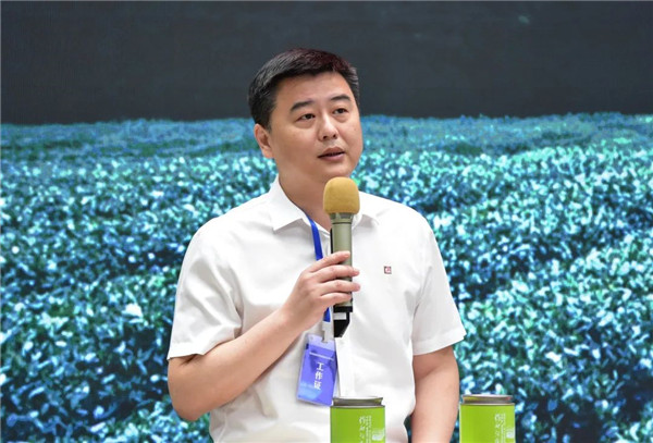 新理念、新時(shí)尚、新方式、新感受——德宇集團(tuán)舉行2022得雨活茶新品發(fā)布推廣會(huì)